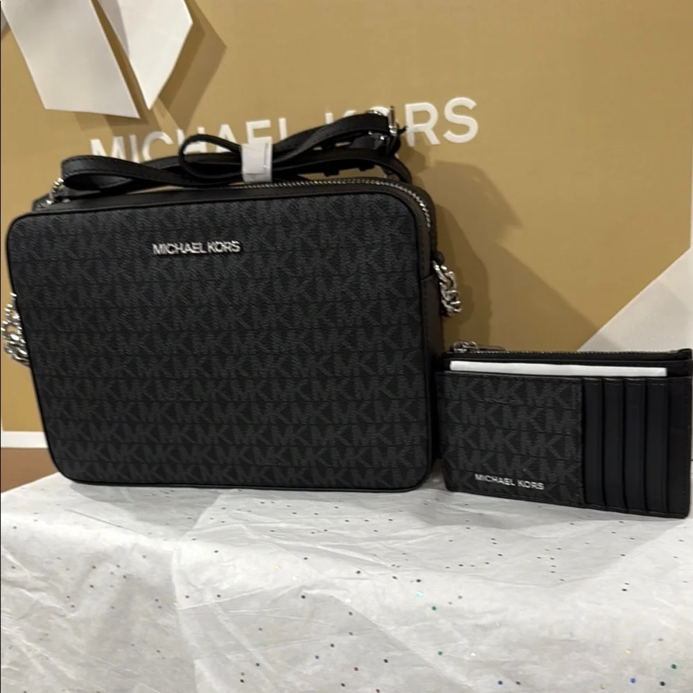Michael Kors Black Men's Bag and matching Cooper wallet